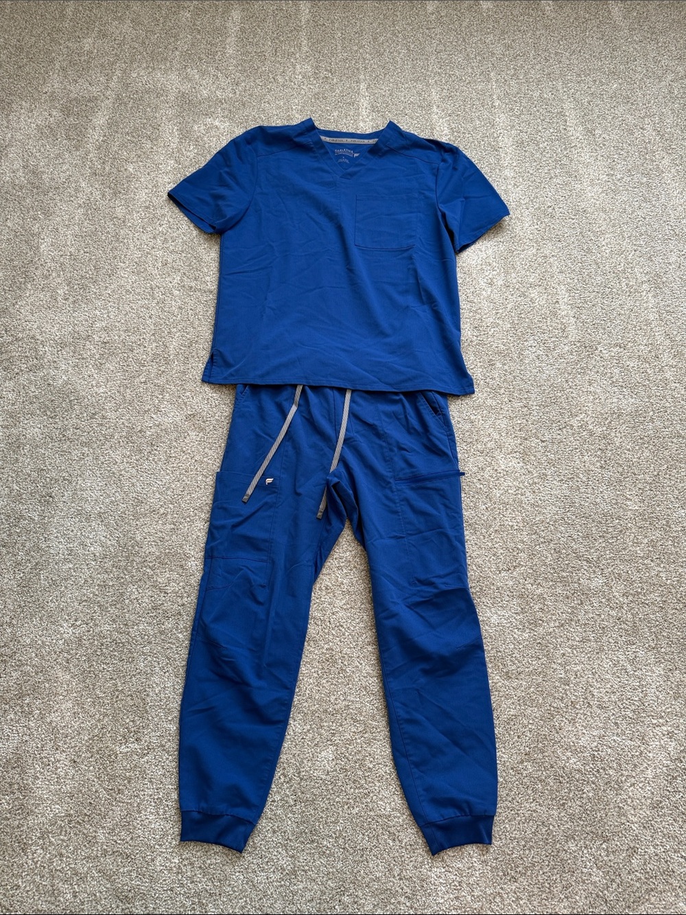 Men’s Fabletics All-Shift Scrub Set